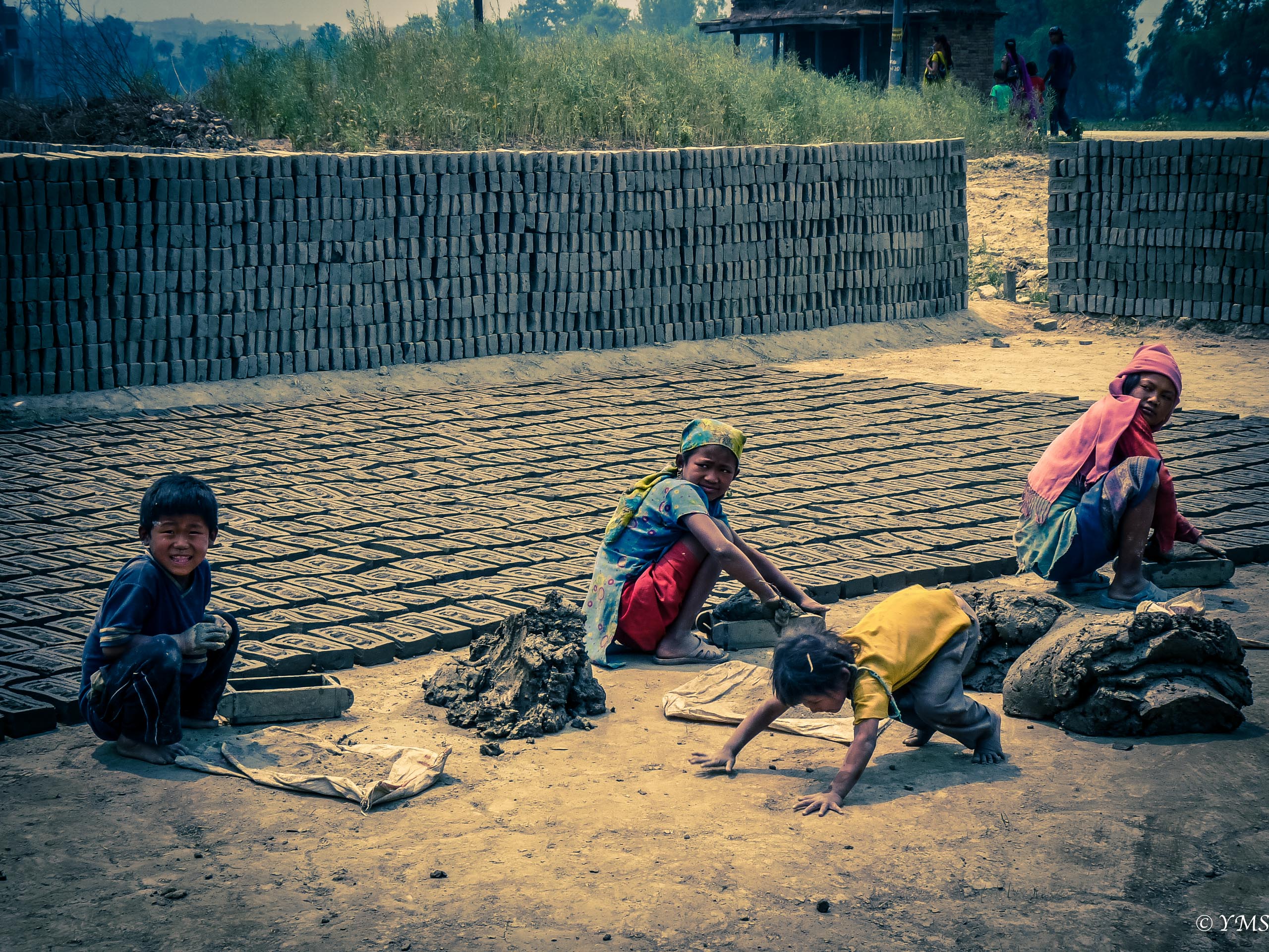 Nepal - Children working
