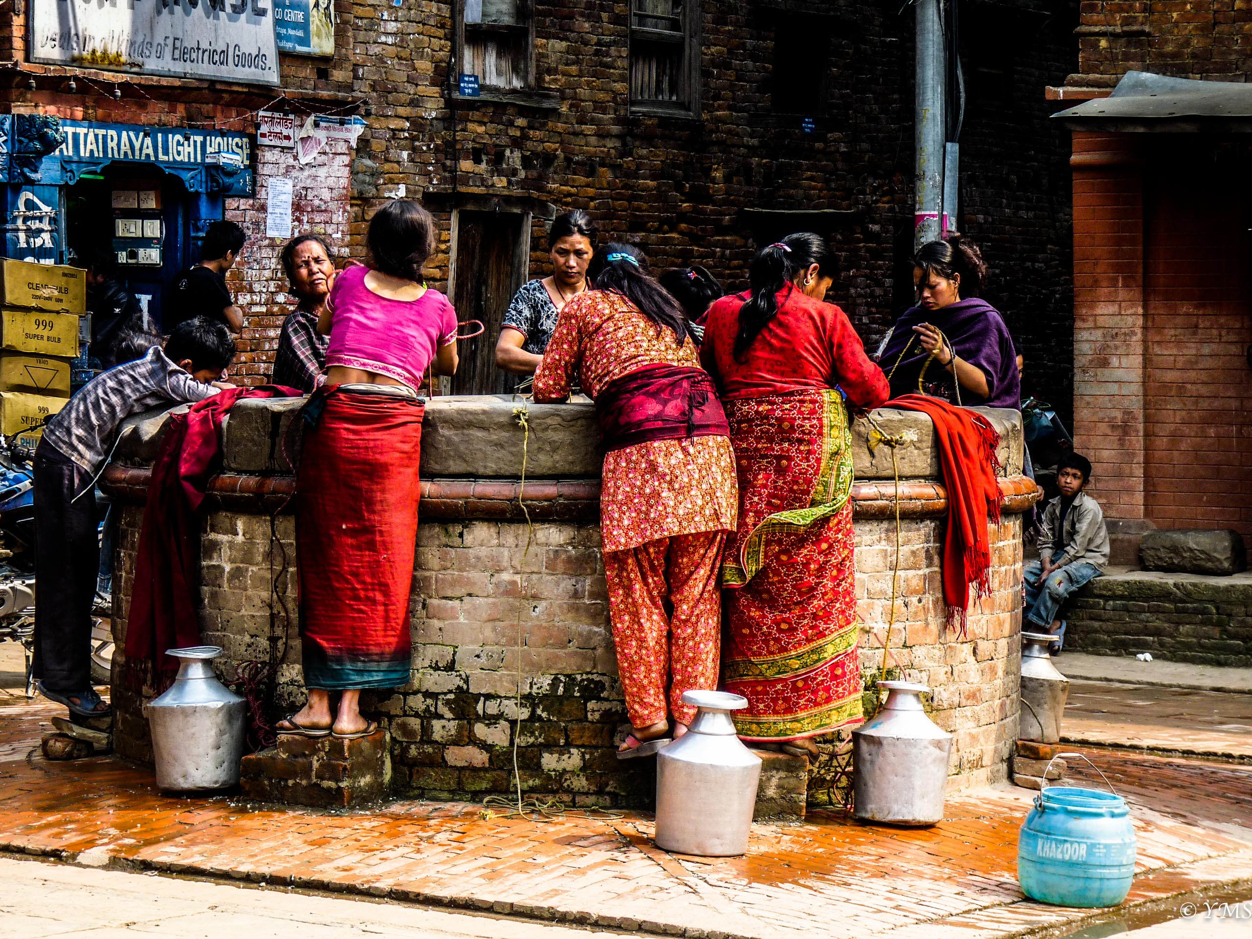 Nepal - Women taking water